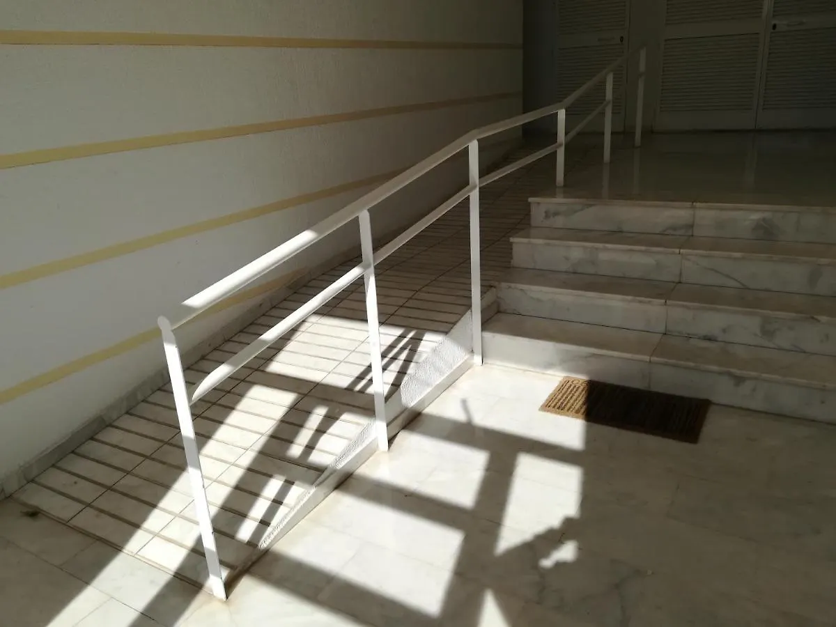 Apartamento 60 m2 en la playa Torre de Benagalbon
